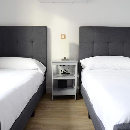 Casa En Alquiler Vacacional En Alcalá de Henares Esterno foto
