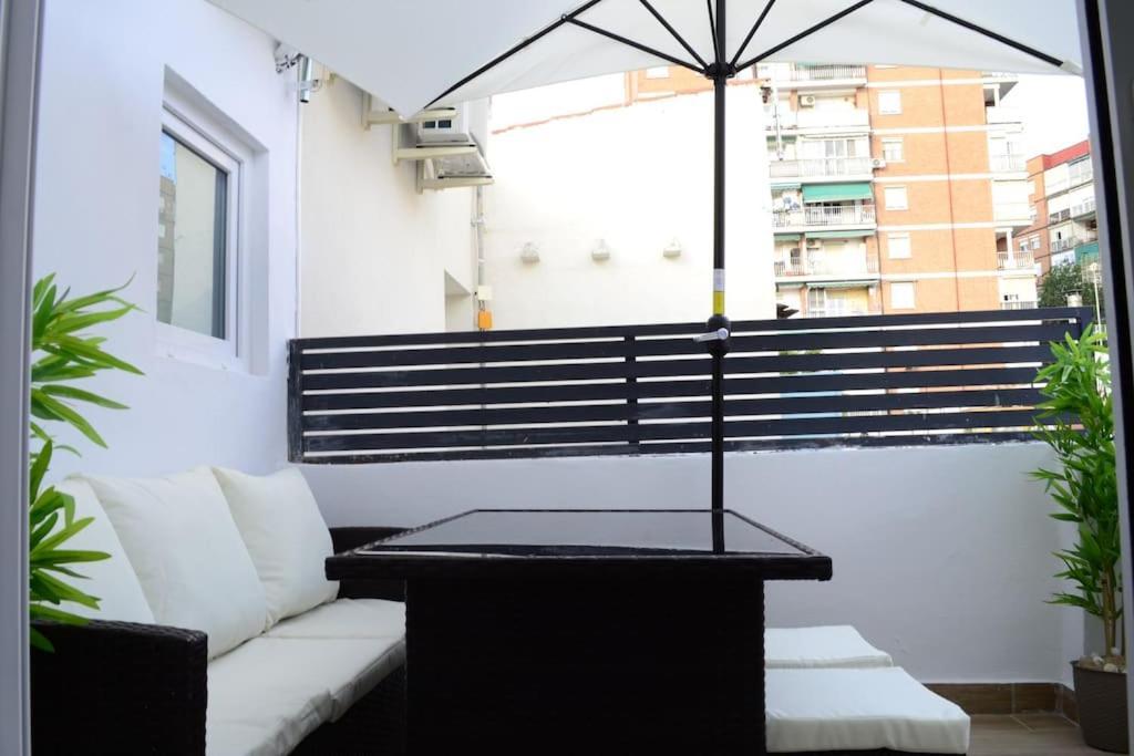 Casa En Alquiler Vacacional En Alcalá de Henares Esterno foto
